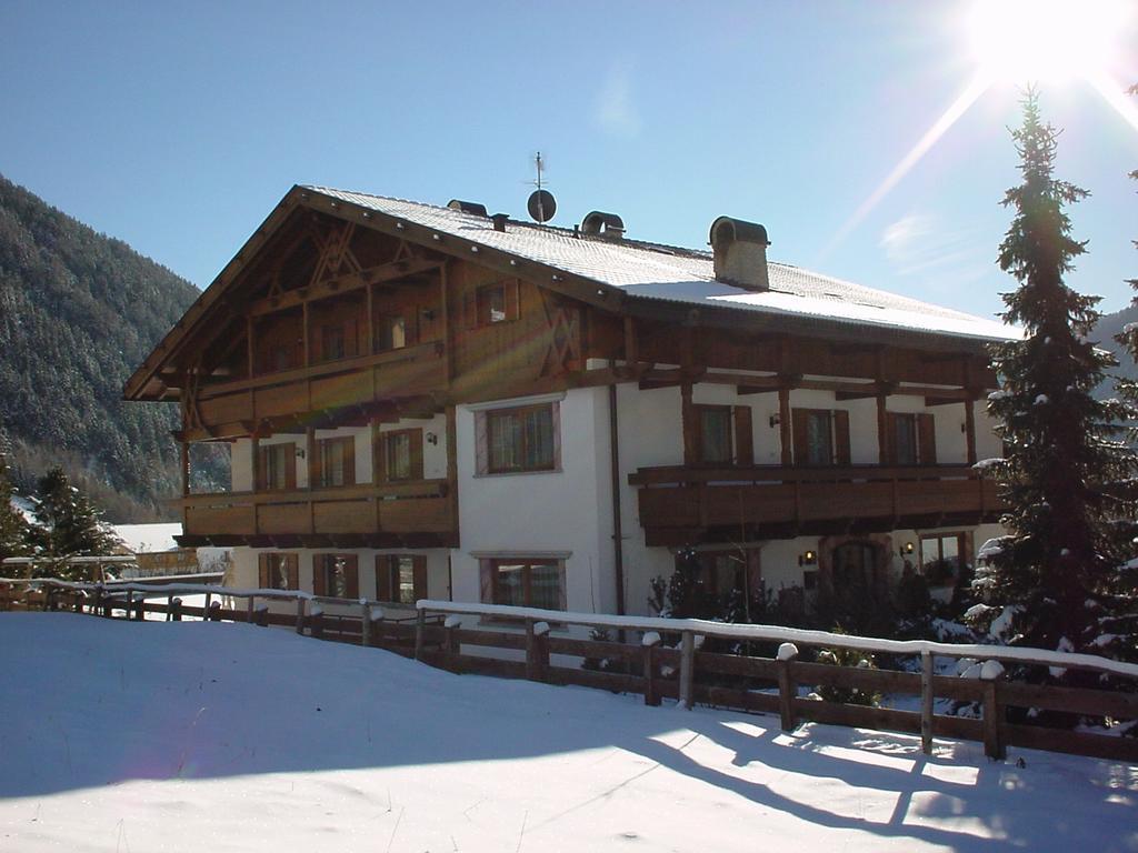 Residence Gruenwald Valles Exterior foto